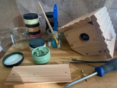 Build & Paint Birdhouse