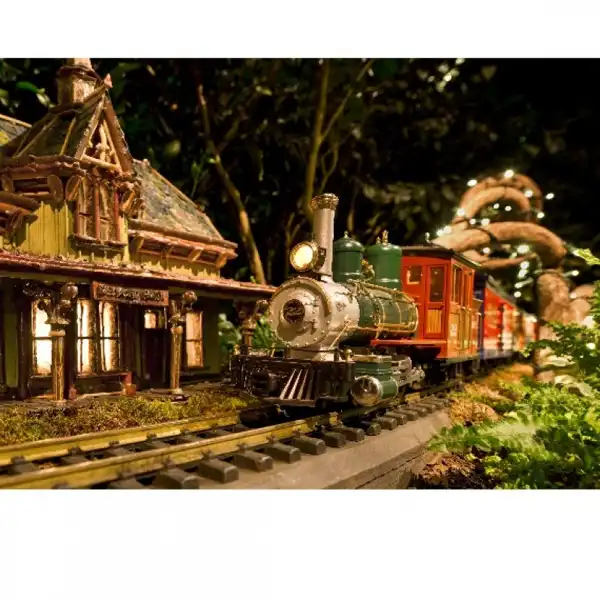 NYBG Train Show Litchfield Magazine