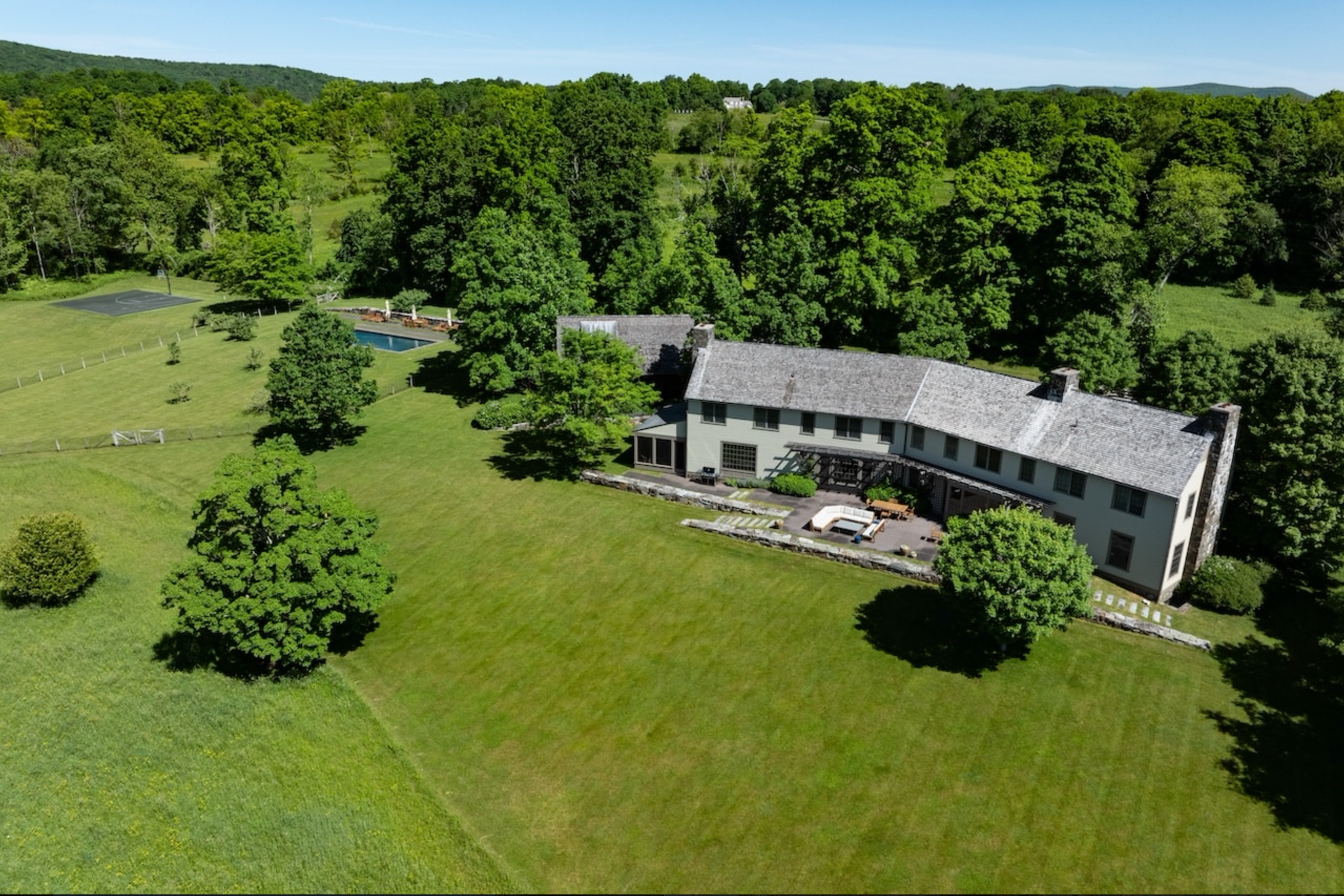 Elegant Lakeville Estate with Luxe Amenities
