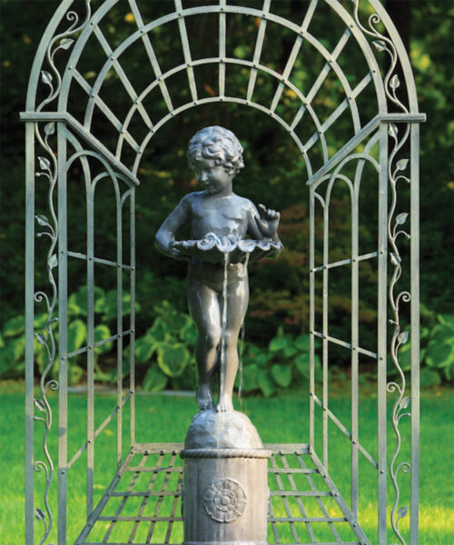Kenneth Lynch & Sons: Timeless Garden Furniture