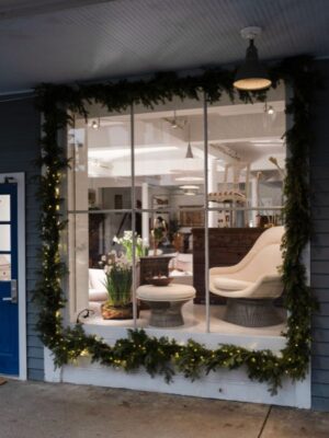 Holiday Bubbles & Browsing
