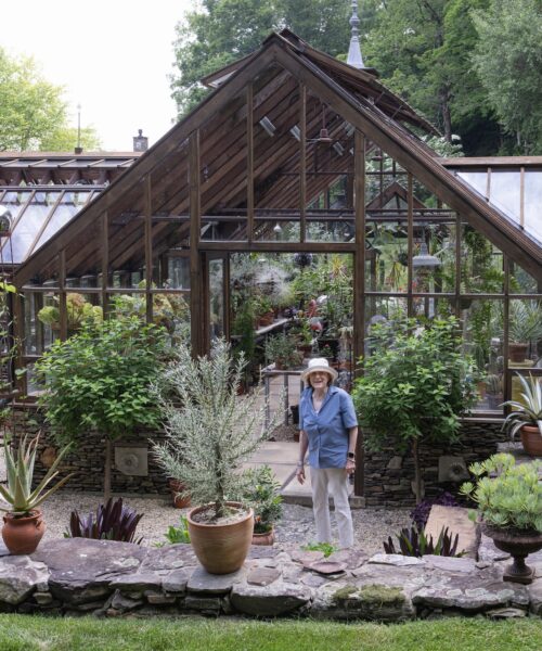 Lee Link’s 26-Acre Garden Defies Swank With Pure Style